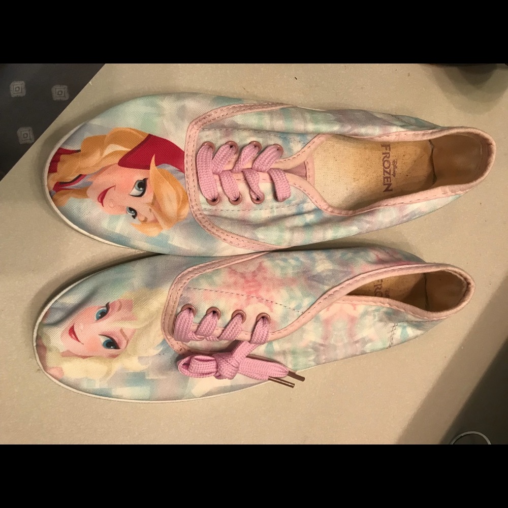 Frozen shoes